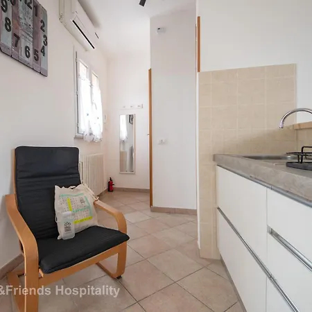 River House Апартаменты